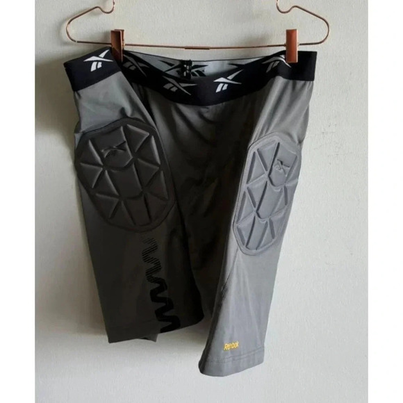 Reebok ZigTech Compression Shorts Play Dry Padded High-Performance Grey 3XL - Picture 1 of 9